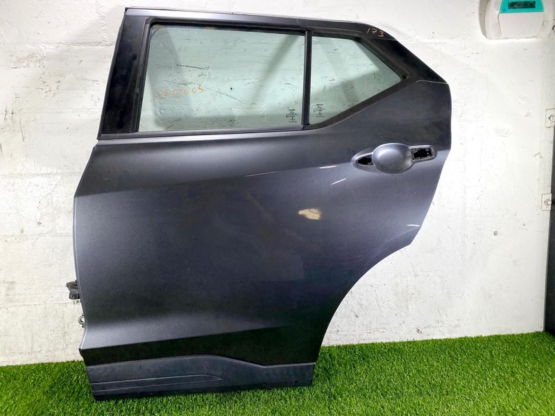 20-25 NISSAN KICKS REAR LEFT LH DRIVER SIDE DOOR SHELL SKIN COVER W/ GLASS OEM