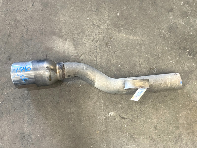 ⭐2003-2006 CHEVROLET SSR RWD REAR RIGHT EXHAUST MUFFLER PIPE TIP OEM LOT2686