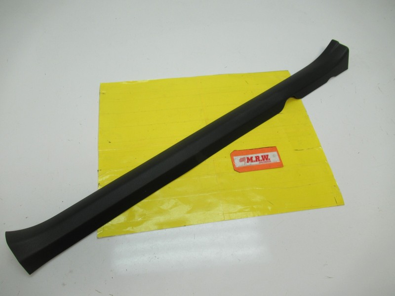 FLOOR CARPET TRIM DOOR SCUFF PLATE PANEL RIGHT PASSENGER R for 11-16 SCION TC tC