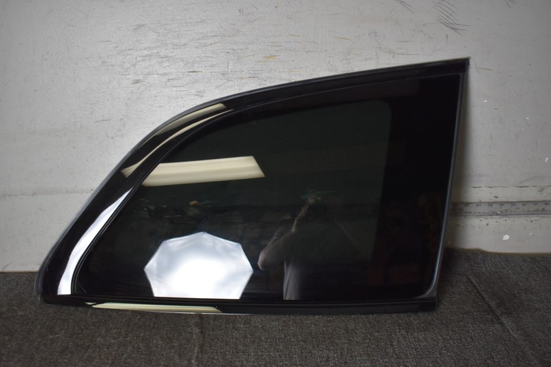 2020-2024 Mercedes Benz GLS Class SUV Front Right Side Door Window Fixed Glass
