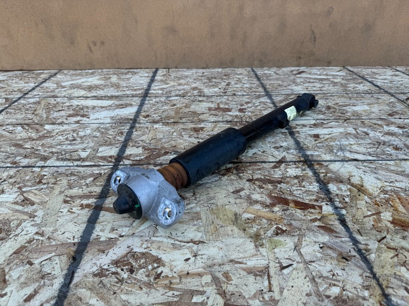 GENESIS G70 2019-2025 OEM REAR LEFT OR RIGHT SHOCK STRUT NONELECTRIC ASSEMBLY