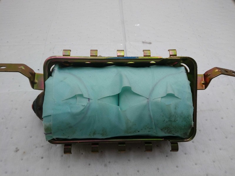 2002-2003 Toyota Camry Instrument Panel Air Bag OEM Silver 7396006030 Used