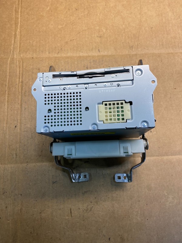 2013 2014 Nissan Pathfinder Radio AM/FM Receiver OEM AB3819 DG