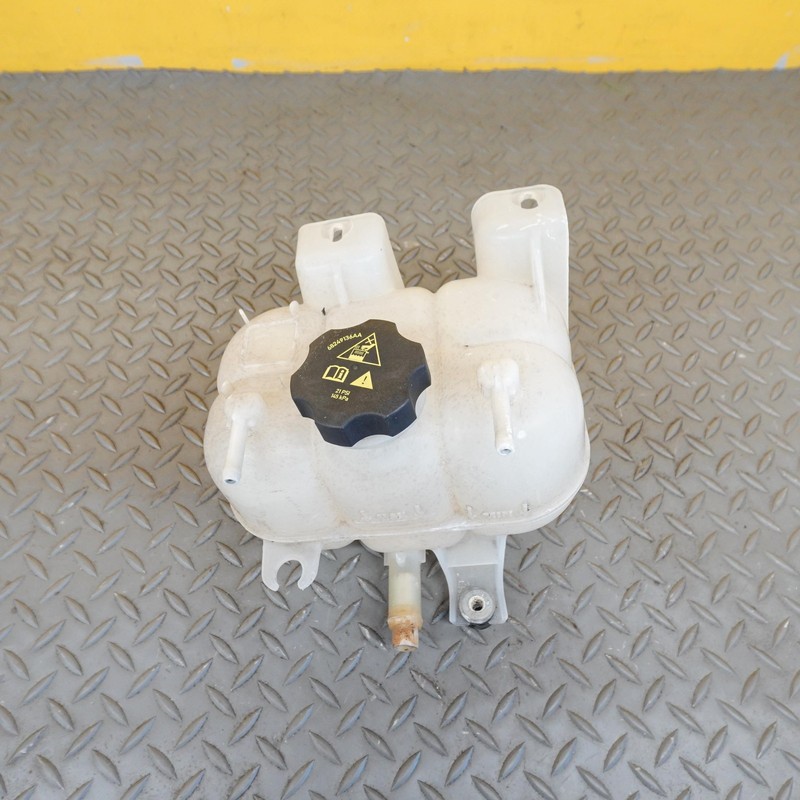 2017-2024 Chrysler Pacifica Radiator Coolant Expansion Tank Reservoir 68249136AA