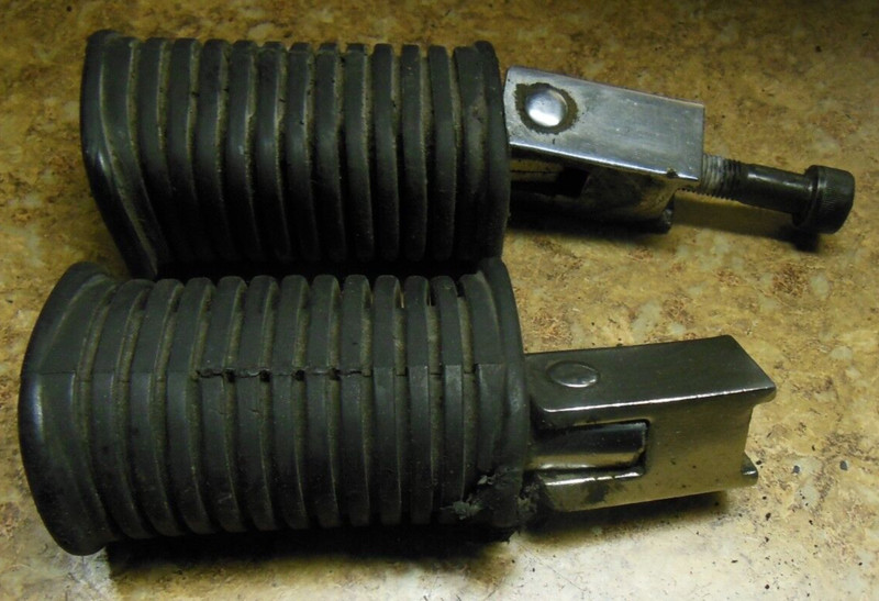 1986 Suzuki LS650 LS 650 G LS650G Savage Rear Back Passenger Foot Pegs Mount 86