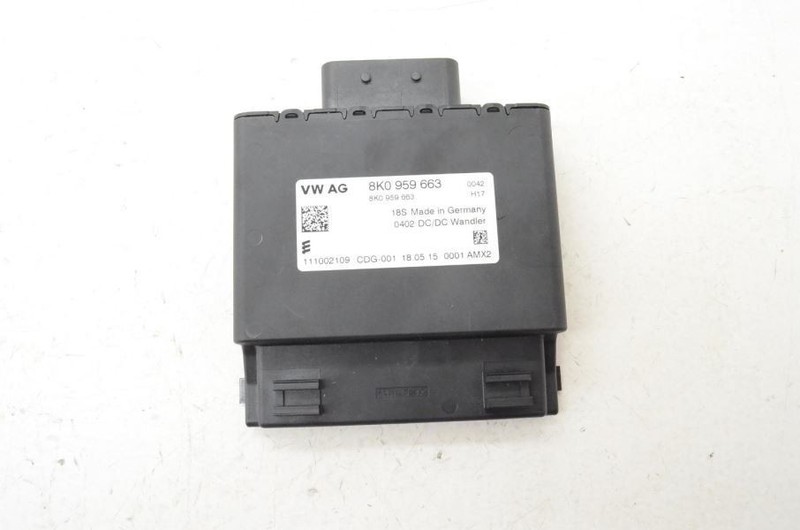 2015-2019 Porsche Macan S 3.0L Voltage Stabilizer Module 8K0959663