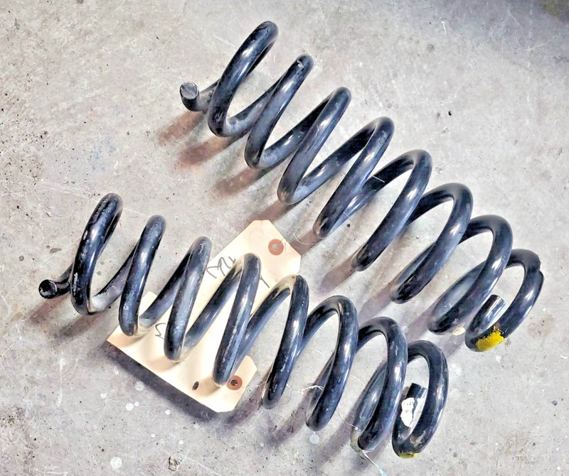 2013-2018 CADILLAC ATS REAR RIGHT/LEFT TURBO COIL SPRING OEM 2017 2016 2015 SET
