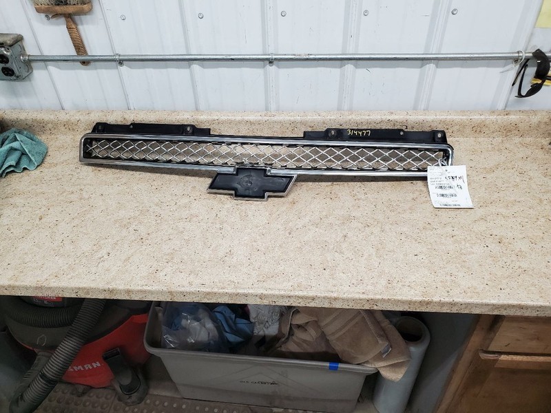 Grille Black With Chrome Surround Upper Fits 07-14 SUBURBAN 1500 306101
