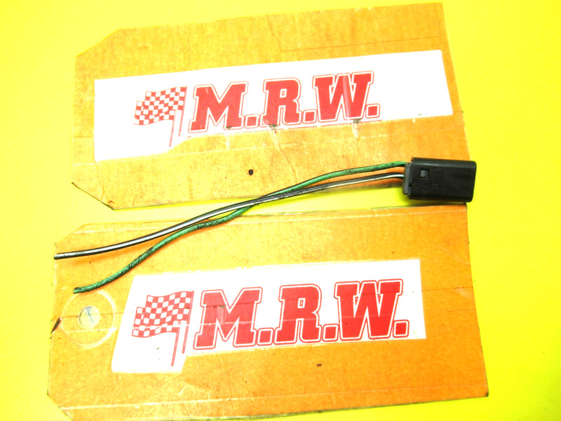 DOOR SWITCH AJAR JAMB WIRE PLUG CONNECTOR for 1573993 SATURN ION GM TAHOE C1500