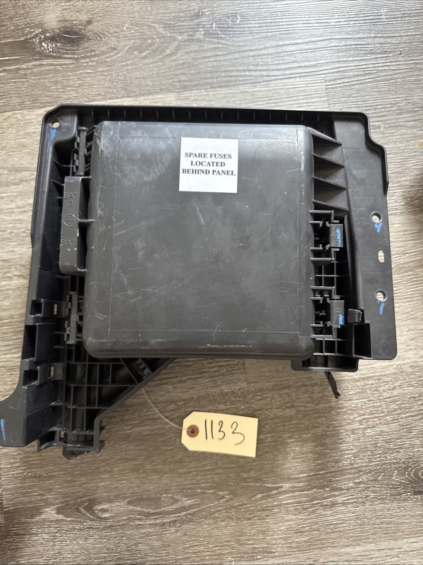 2023 FREIGHTLINER CASCADIA DISTRIBUTION JUNCTION FUSE BOX - P/N: A06-19162-000