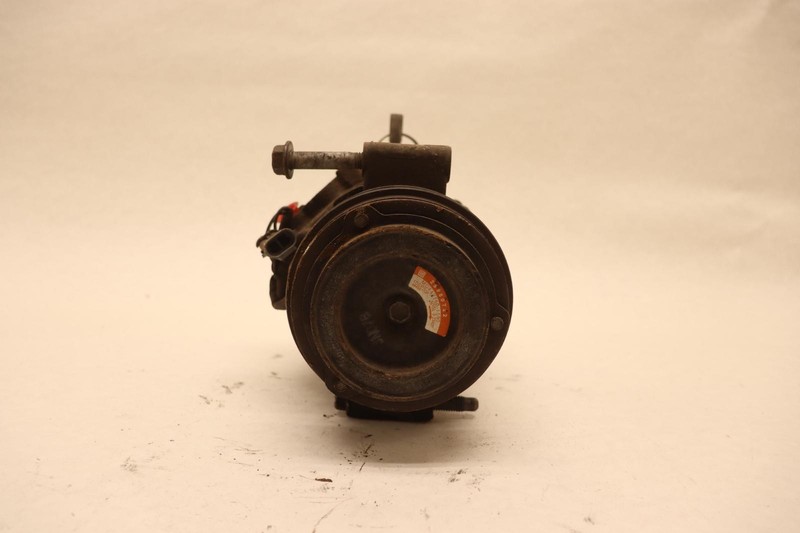 2010-2014 CHEVY SUBURBAN 1500 5.3L A/C AC AIR CONDITIONING COMPRESSOR OEM