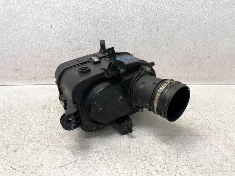 14-17 Maserati Quattroporte S 3.0L Left Air Intake Cleaner Filter Box 1359 OEM