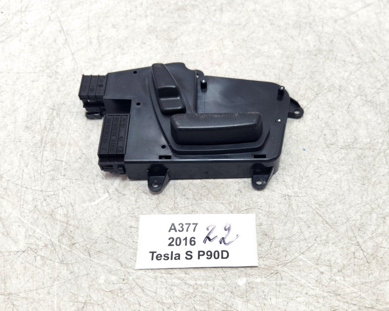 ✅ 12-20 OEM Tesla Model S Front Right Passenger Side Seat Control Switch 19k