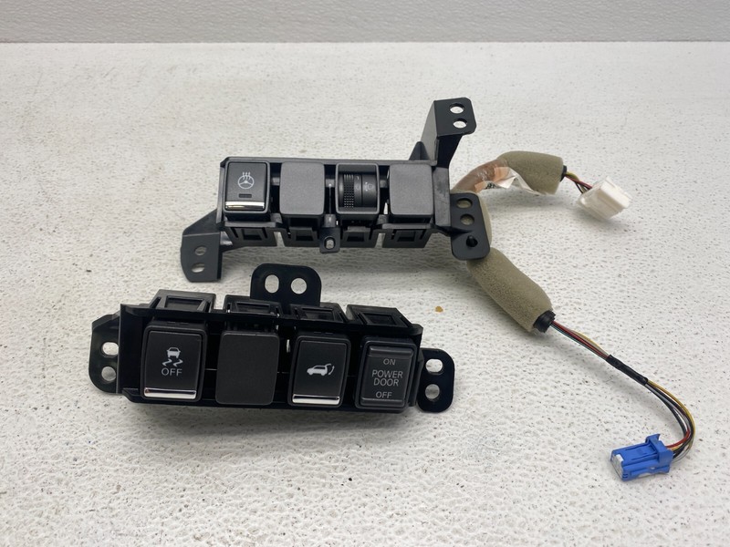 2016-2020 INFINITI QX60 TRACTION HEATED STEERING WHEEL CONTROL SWITCH OEM LOT638