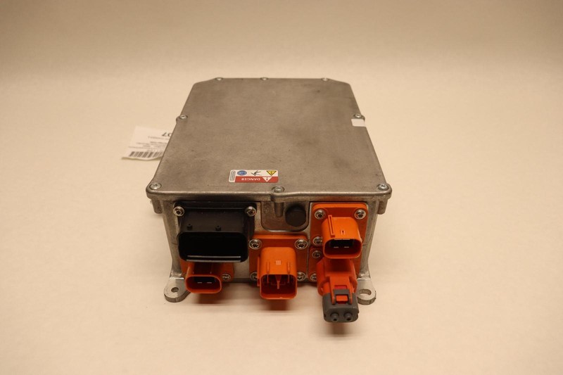 2012-2016 PORSCHE PANAMERA HYBRID DRIVE MOTOR HIGH VOLTAGE BATTERY CHARGER OEM