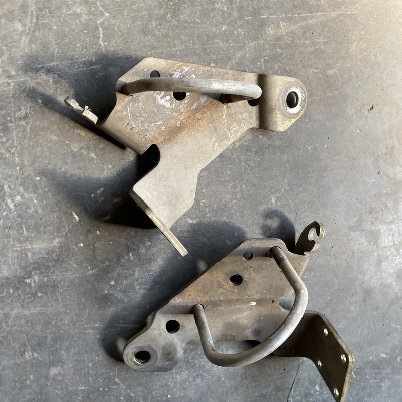 Club Car carryall turf 2 utility cart transaxle Rear End Mounts.
