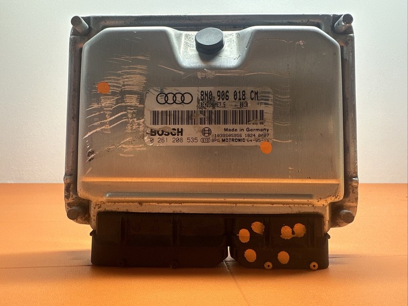 8N0906018CM I 2003 - 2006 AUDI TT MK1 1.8L ENGINE COMPUTER MODULE AT OEM ECM