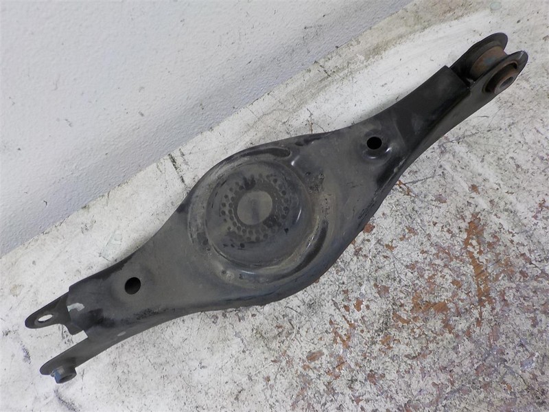 2011 12 13 14 15 16 17 Honda Odyssey REAR PASSENGER COIL SEAT ARM 52350-TK8-A02