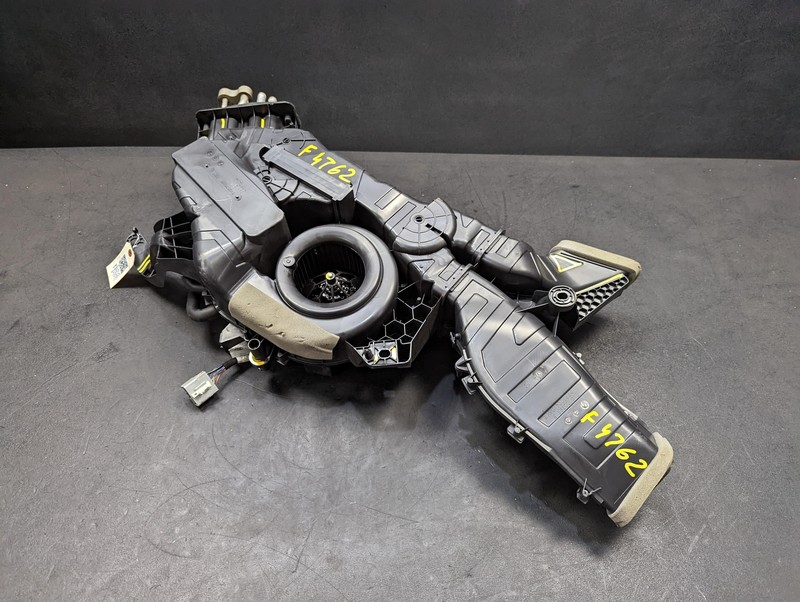 HVAC Heater Case Assy 2017 Ford Explorer DB53-18C424-AS 2011 - 2017 2018 2019