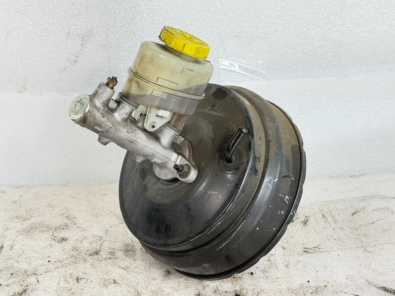 00-01 Maxima Nissan Maxima Power Brake Booster With Master Cylinder Pair Set Oem
