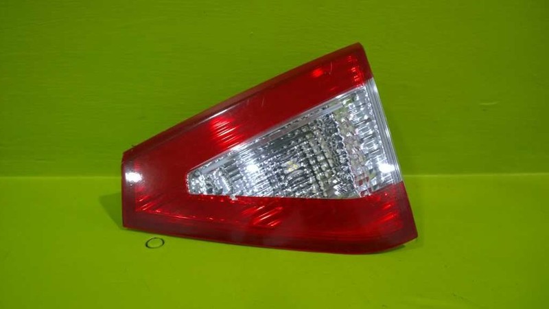 08 09 10 11 IMPREZA PASSENGER RIGHT GATE MOUNT TAILLIGHT LAMP OEM 3477-32