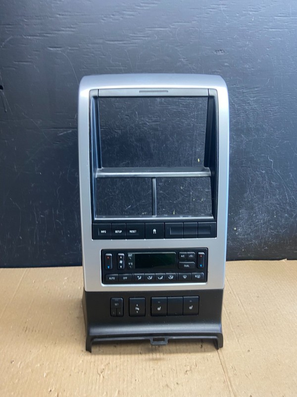 2006 - 2010 Ford Explorer Radio Heater Climate A/C Control BezelTrim AE3921 DG