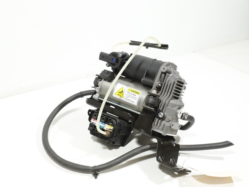 2013-2016 Mercedes GL450 X166 Air Ride Suspension Compressor Pump W/ Bracket OEM