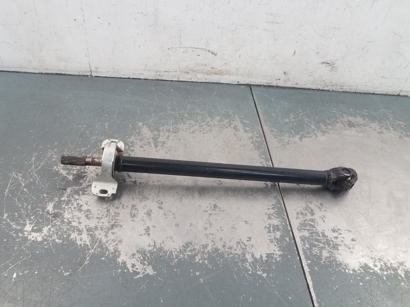 #3018 A7 - 2021 19 20 Polaris RZR XP Turbo S Front Driveshaft / Carrier