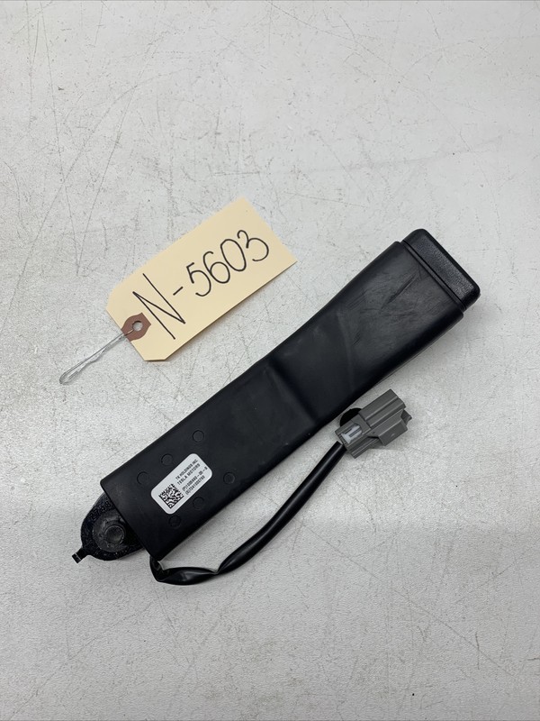 12-20 TESLA MODEL S FRONT LH DRIVER SIDE SEAT BELT SEATBELT BUCKLE OEM 5603 B115