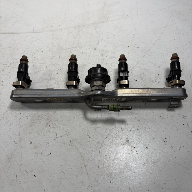 12-15 Honda Civic 1.8 Fuel Rail w/ Injectors 16620-R1A-A01 OEM