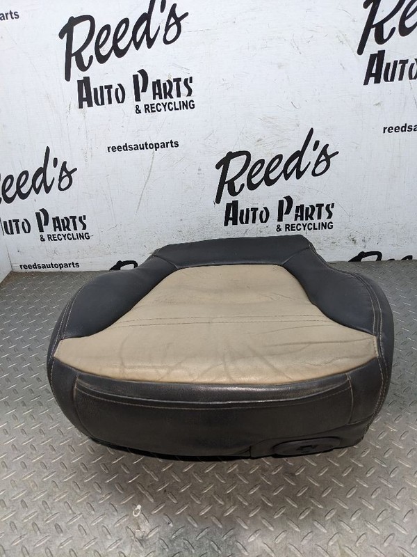 2007–2010 Saturn Sky Front Left Seat Bottom Cushion OEM 1188540