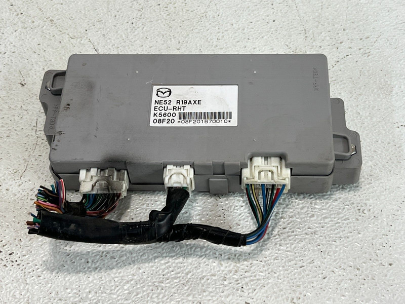 06-08 MAZDA MIATA CONVERTIBLE ROOF HARDTOP ROOF CONTROL MODULE NE52R19AXE