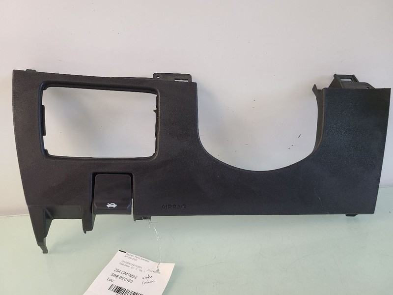 KNEE BOLSTER FITS 2022 MALIBU 590720