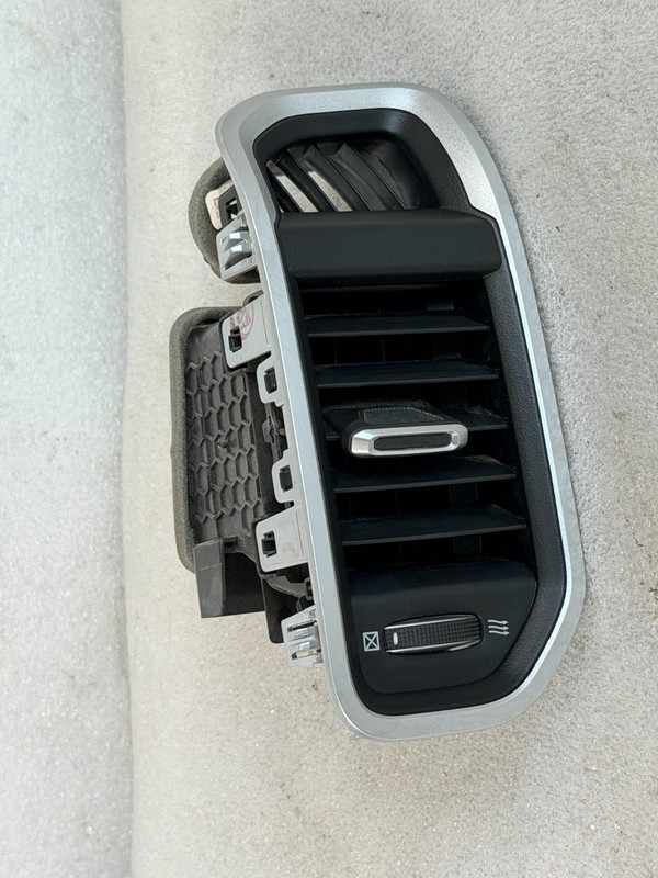 2019-2021 DODGE RAM 2500 LH VENT AIR CONDITIONING HEATER MOPAR 5YK071X7AD