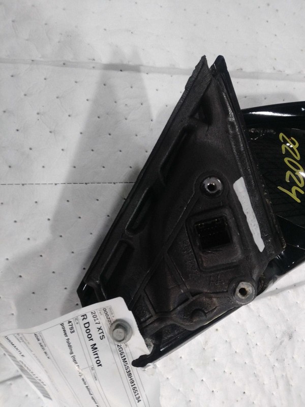 2017 Cadillac XTS Right Door Mirror Assembly Black OEM 212687 118K Miles