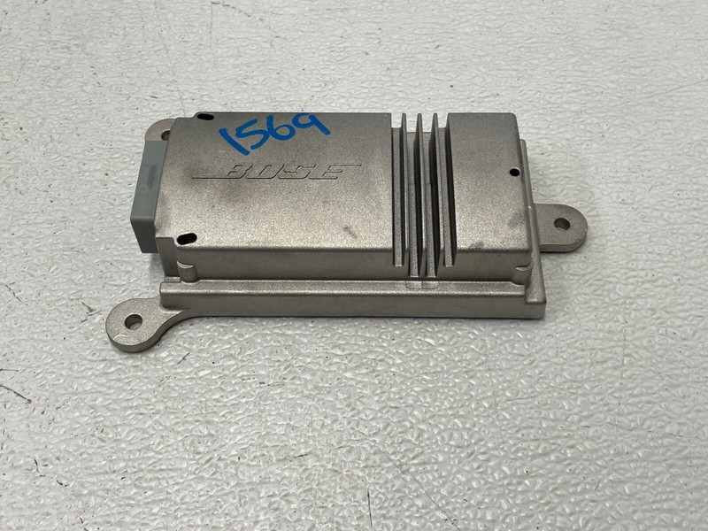 2012-2016 Porsche 991 911 BOSE Subwoofer Audio Amp Amplifier Module 1569 OEM