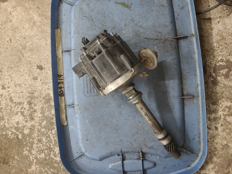 GMDistributor350 Small Block Chevy V8