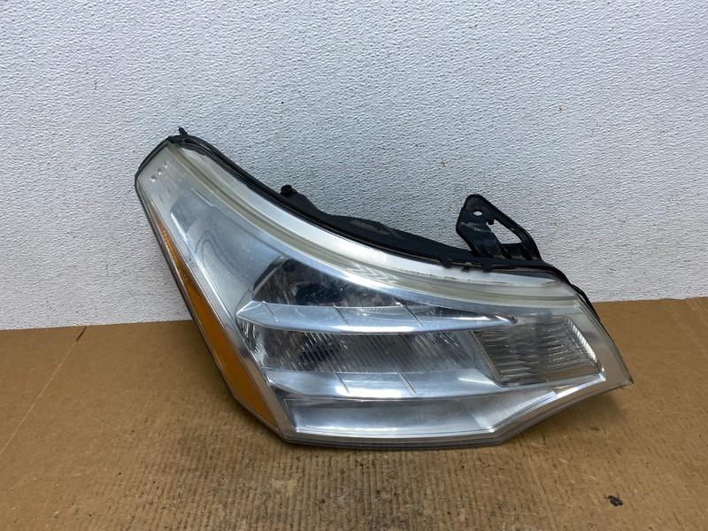 2008 2009 2010 2011 Ford Focus Right Passenger Rh Side Headlight AE2709 DW