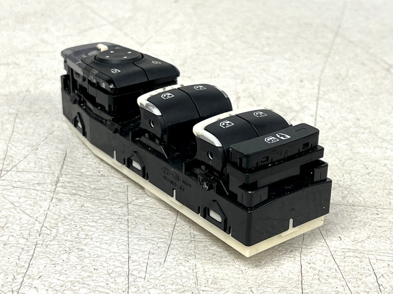 ⭐2021-2023 KIA SORENTO FRONT LEFT DOOR MASTER WINDOW REGULATOR SWITCH LOT2700