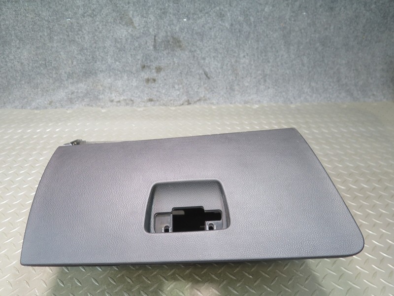 2007-2013 BMW E90 E92 E93 M3 RIGHT SIDE GLOVE BOX DOOR COMPARTMENT STORAGE