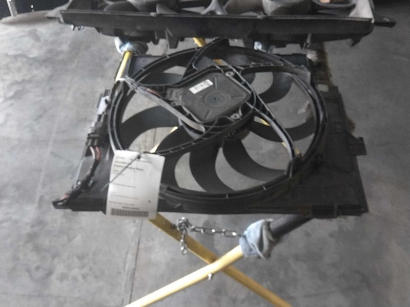 2016 BMW 320I Engine Cooling Fan Motor OEM 2.0L 89000 Miles White