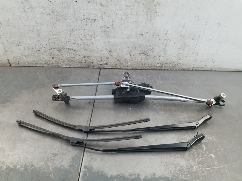 2025 Ford F150 Raptor R Windshield Wiper Motor / Arms #9168 K5