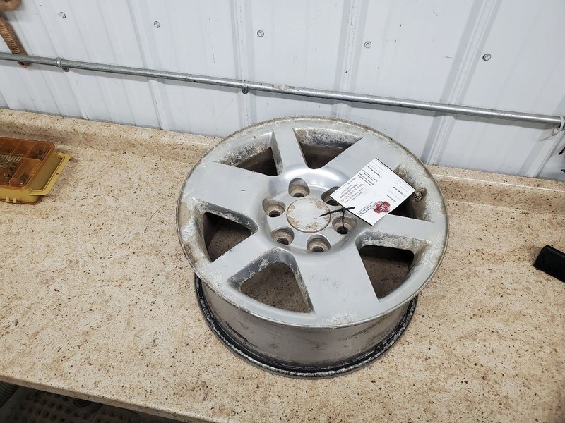Wheel 18x8 6 Spoke 2 Size Spokes Opt QF8 Fits 07-14 YUKON 304711
