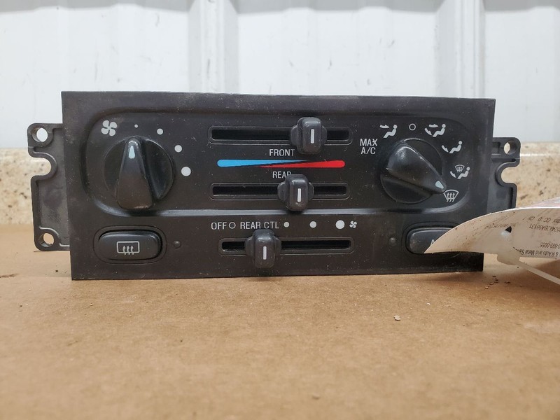 Temperature Control Front Main Control With AC Fits 99-03 WINDSTAR 288824