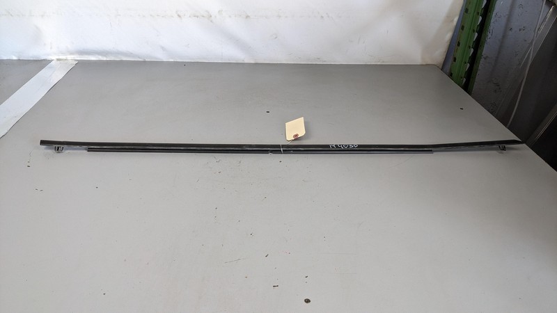 Front Right Door Window Belt Molding 2022 Mazda 3 BDTS-50-640E 2019 2020 - 2023