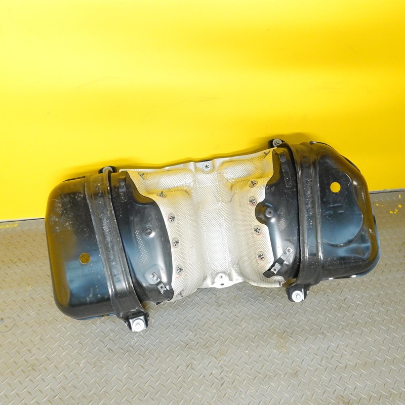 2020-2022 RANGE ROVER EVOQUE GAS TANK SKID PLATE SHIELD OEM LR114125