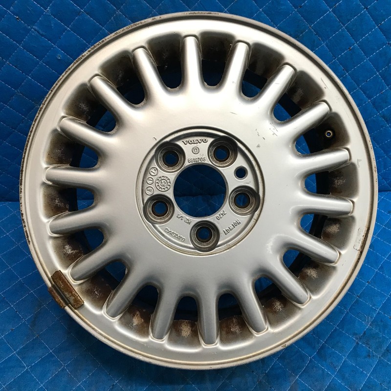 95-97 VOLVO 960 15x6 SILVER WHEEL RIM OEM 6819705