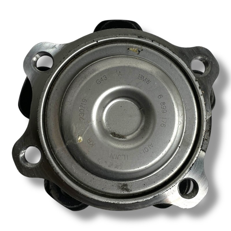 2019-2023 BMW 3 5 7 X3 Z4 G30 G31 G11 G12 Rear wheel hub bearing OEM 6899176