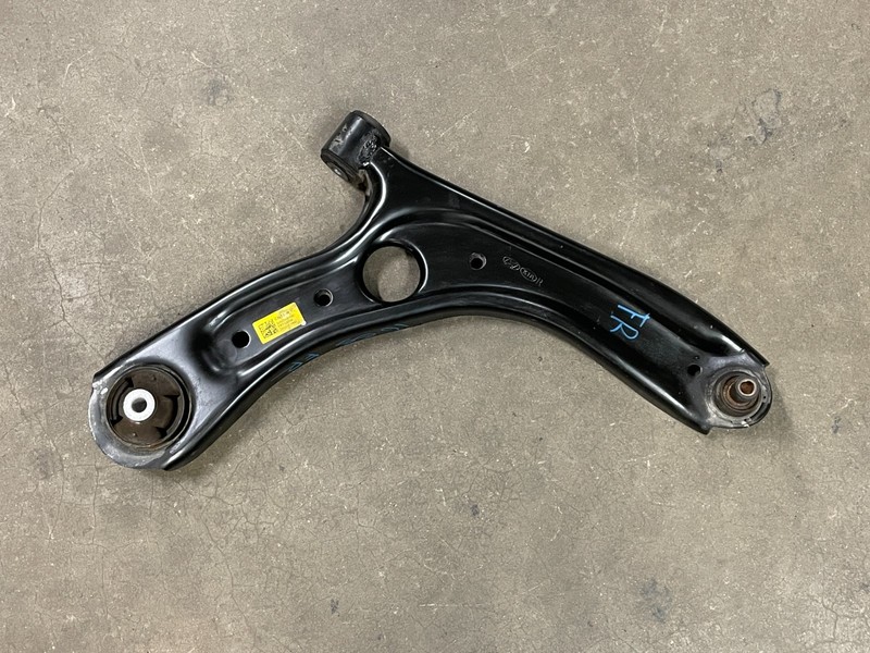 2024 2025 Hyundai Elantra Front Right Passenger Lower Control Arm FWD 1655 OEM