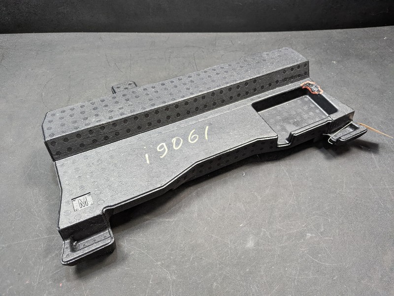 Rear Trunk Luggage Compartment Floor Spacer 2017 Infiniti Q60 84977-5CA0A 2018 X